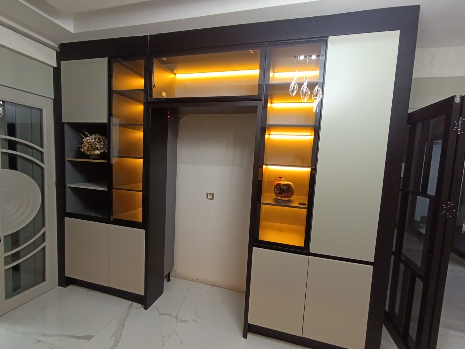 Ahşap şifonyer